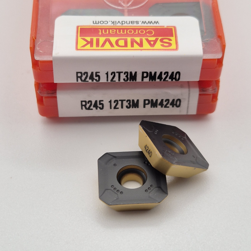 R245 12T3M PM4240   Змінна ріжуча пластина